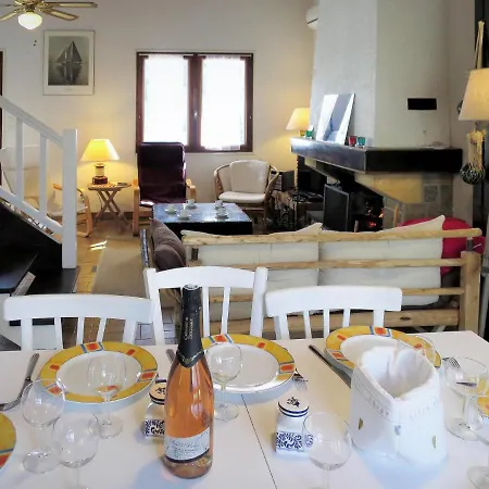Holiday Home Les Lauriers - Ads160 Vakantiehuis